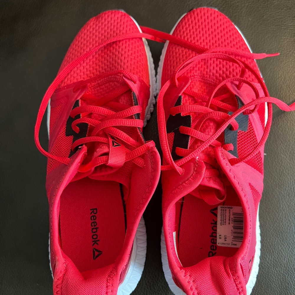 Reebok Sneakers, size 9.5 women’s.  Like NEW! Hot pink/Coral.